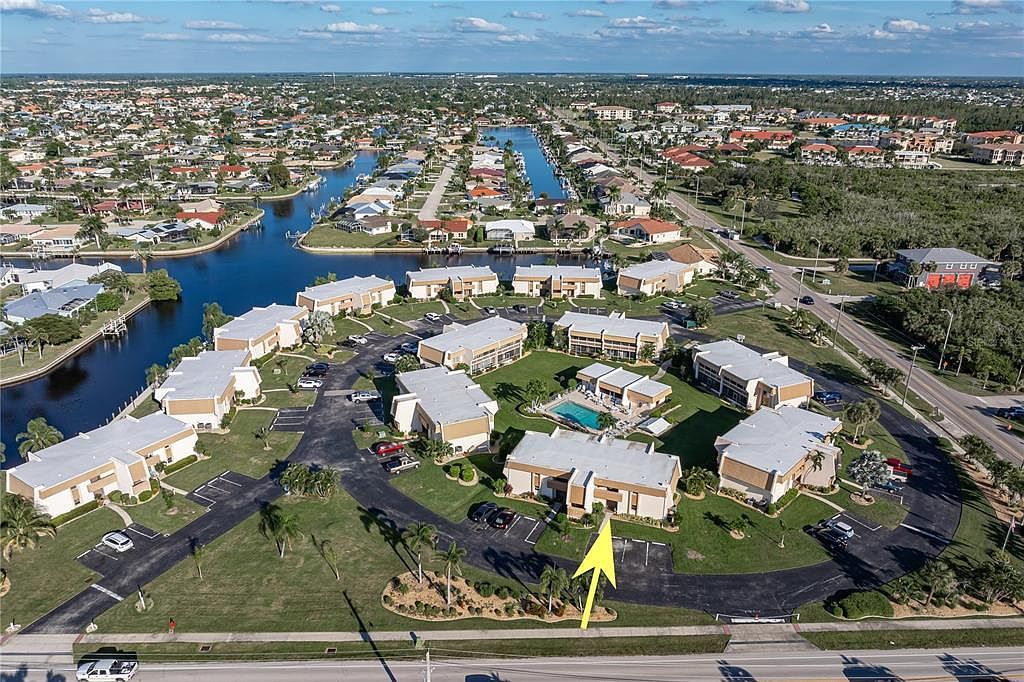 1080 Bal Harbor Blvd UNIT 11B Punta Gorda, FL 33950 - Thumbnail 3