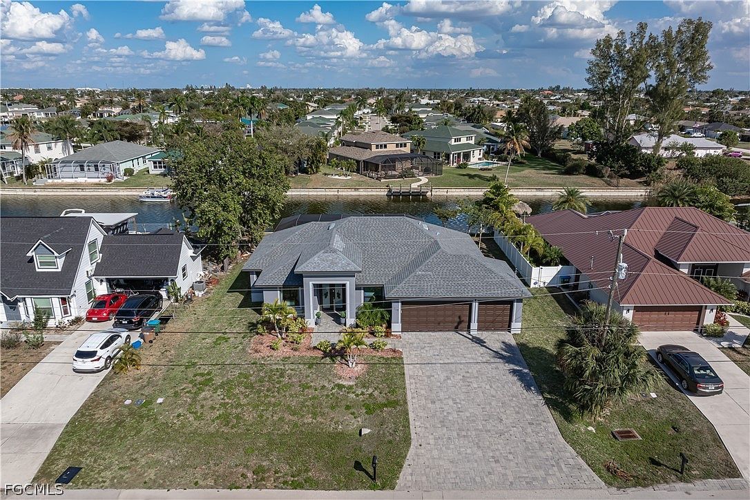 1819 SW 6th Ave Cape Coral, FL 33991 - Thumbnail 3