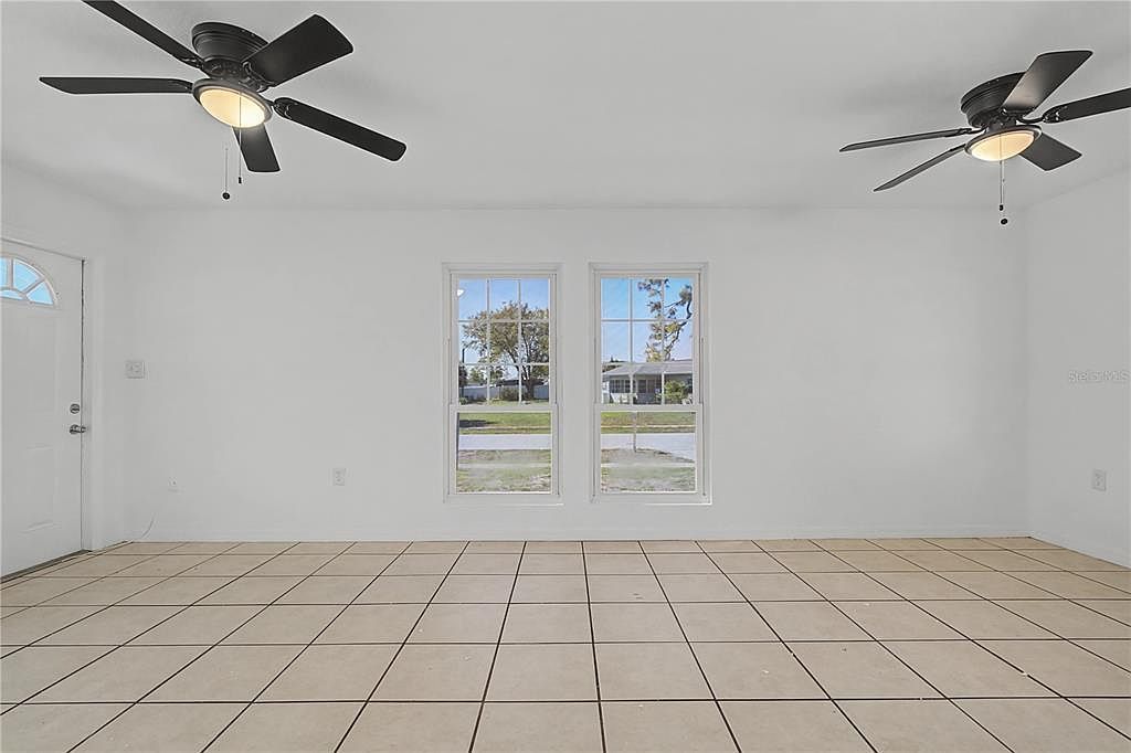 3084 Key Ln Port Charlotte, FL 33952 - Thumbnail 3