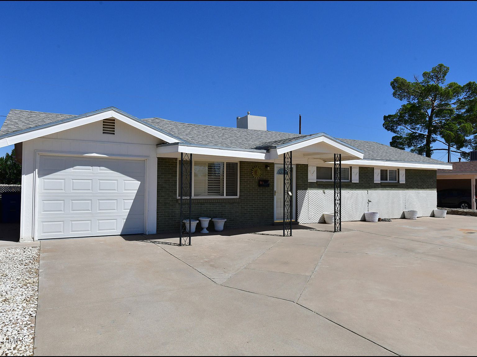 10145 Singapore Ave El Paso, TX 79925 - Thumbnail 3