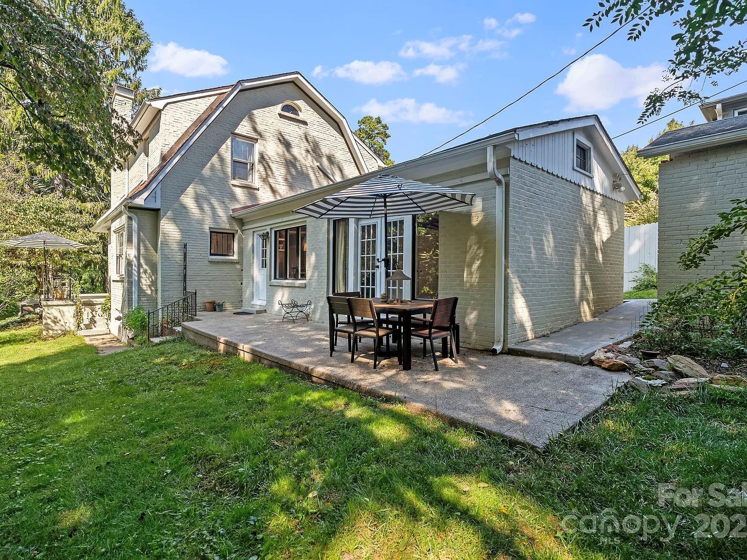 75 Lakewood Dr Asheville, NC 28803 - Thumbnail 3