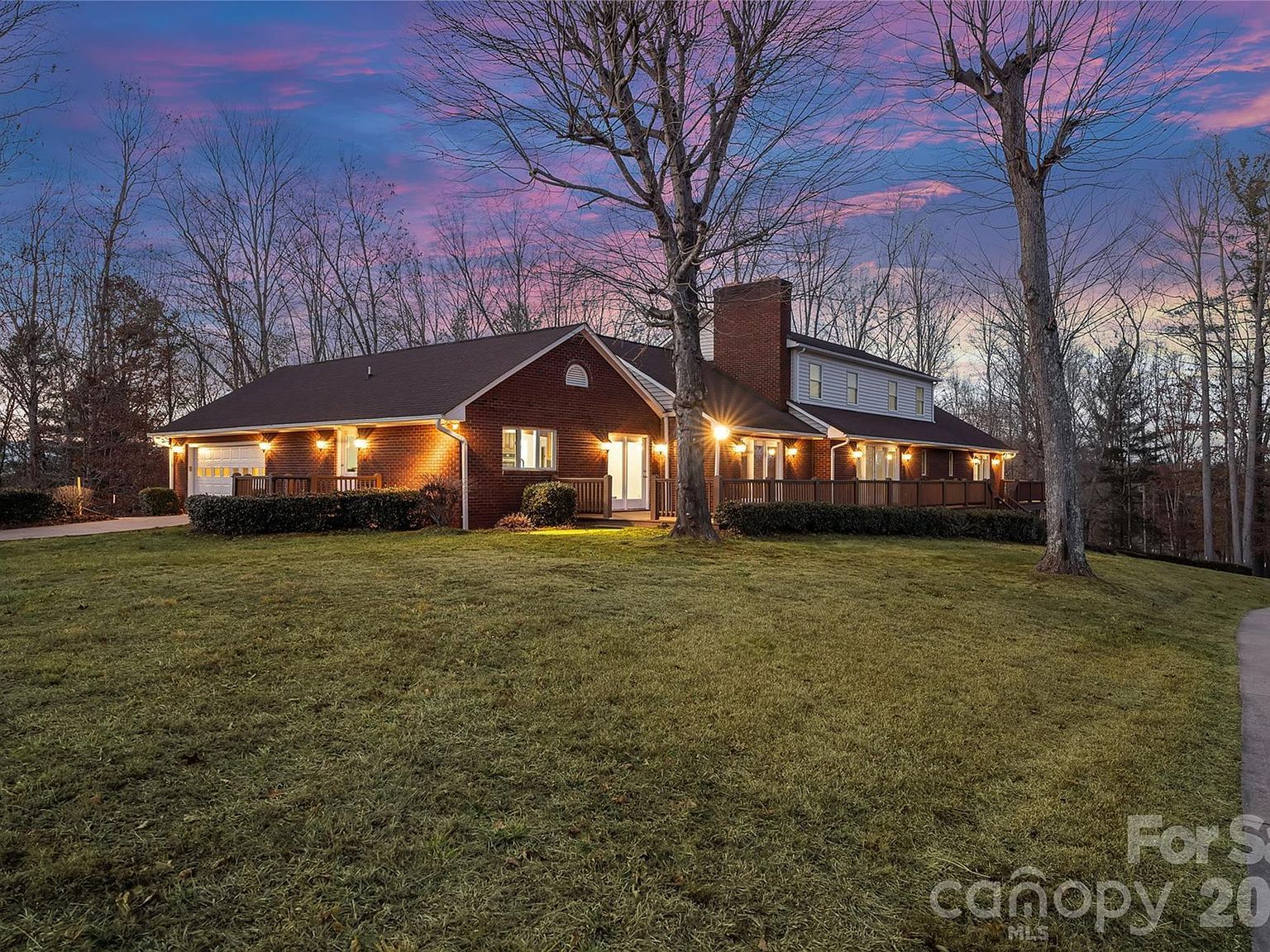 735 Macedonia Rd Asheville, NC 28804 - Thumbnail 3