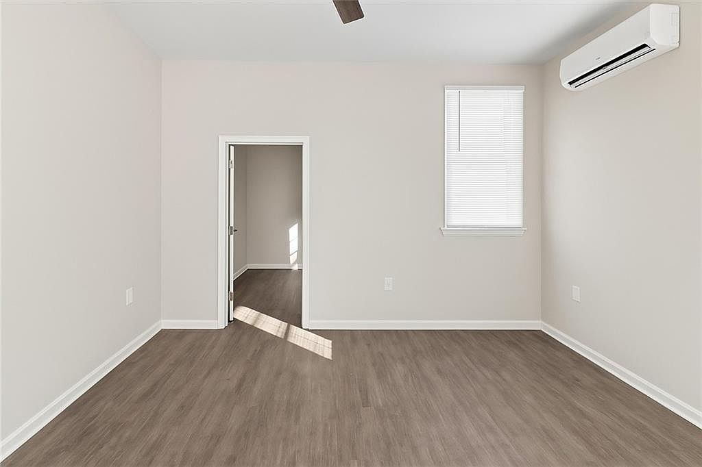 2415-17 Republic St New Orleans, LA 70119 - Thumbnail 3