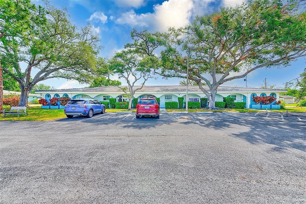 11200 102nd Ave UNIT 75 Seminole, FL 33778 - Thumbnail 3