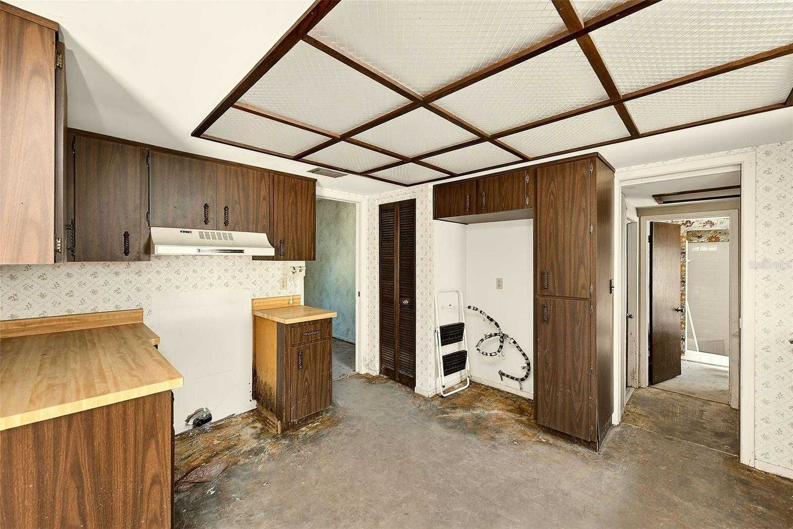 205 Gulf Boulevard, Belleair Beach, FL, USA, 33786 - Thumbnail 3