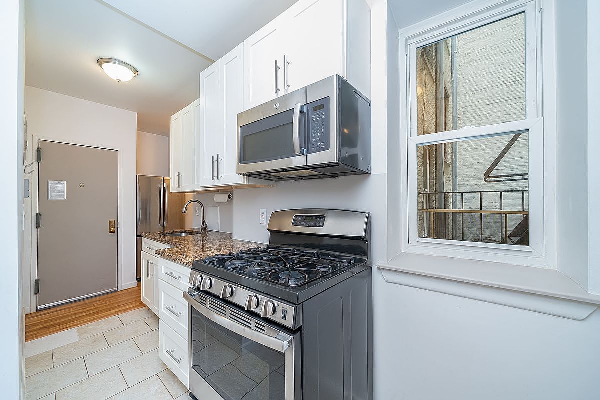 327 Edgecombe Ave #1B Manhattan, NY 10031 - Thumbnail 3