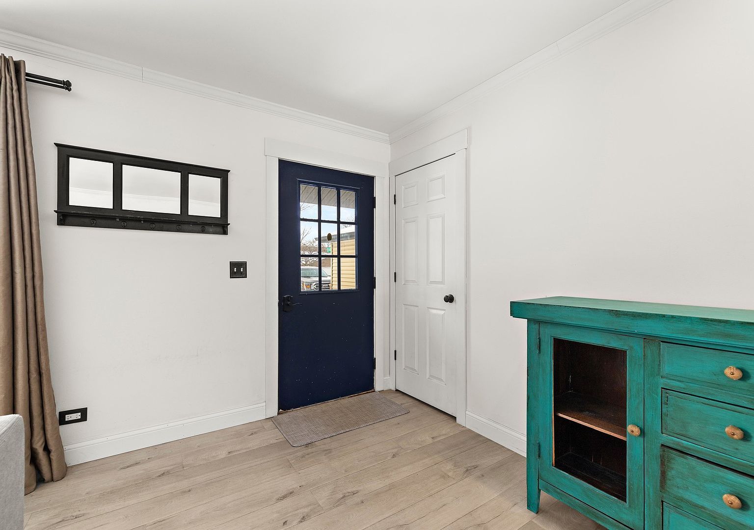 6418 Martin St Crystal Lake, IL 60014 - Thumbnail 3