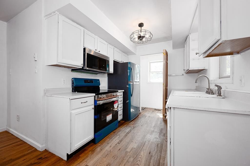 134 Stoneflower Rdg Cullowhee, NC 28723 - Thumbnail 3