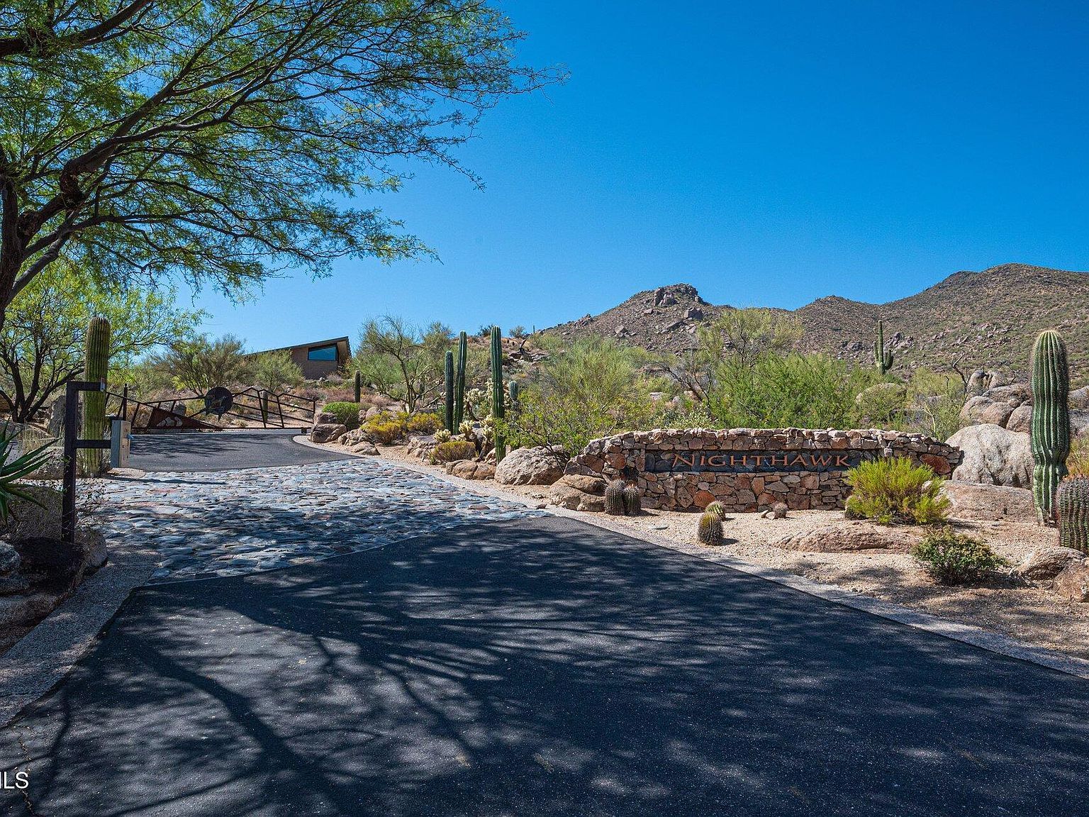 37207 N Nighthawk Way #5 Carefree, AZ 85377 - Thumbnail 3