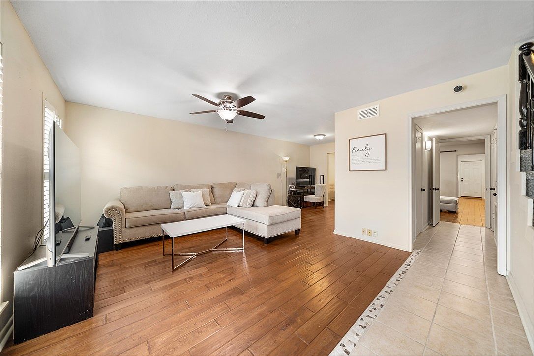 18 Townhouse Ln Corpus Christi, TX 78412 - Thumbnail 3