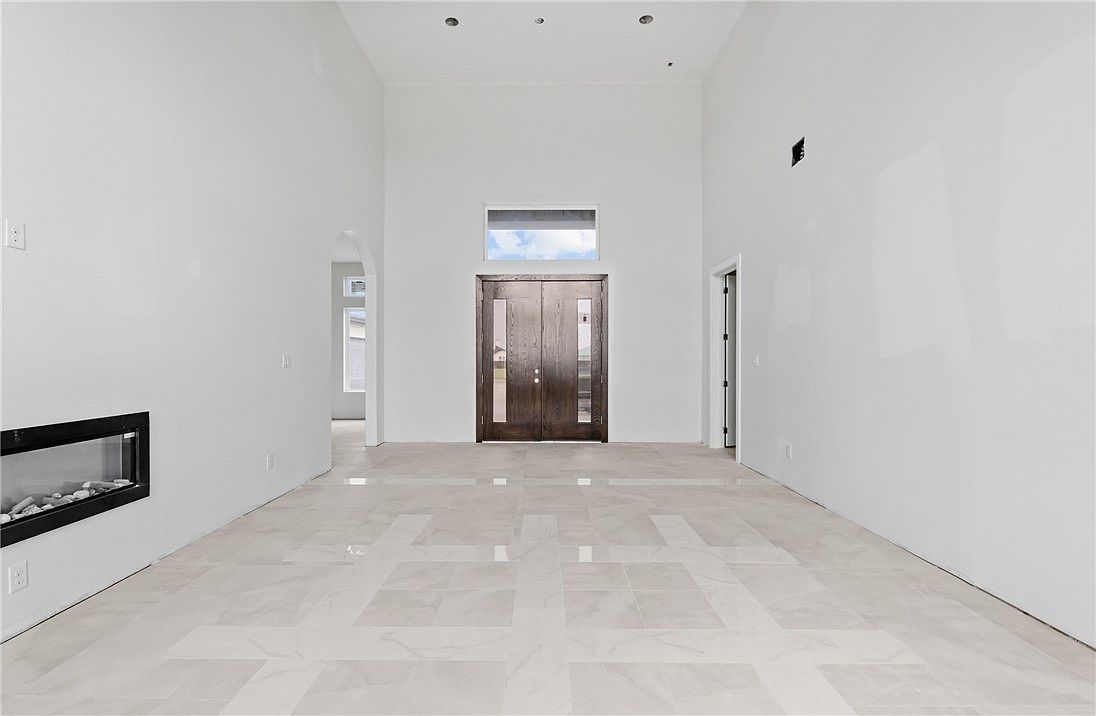 758 Buffalo Creek Dr Corpus Christi, TX 78415 - Thumbnail 3