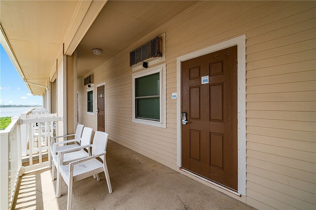 15034 Aruba Dr #205 Corpus Christi, TX 78418 - Thumbnail 3