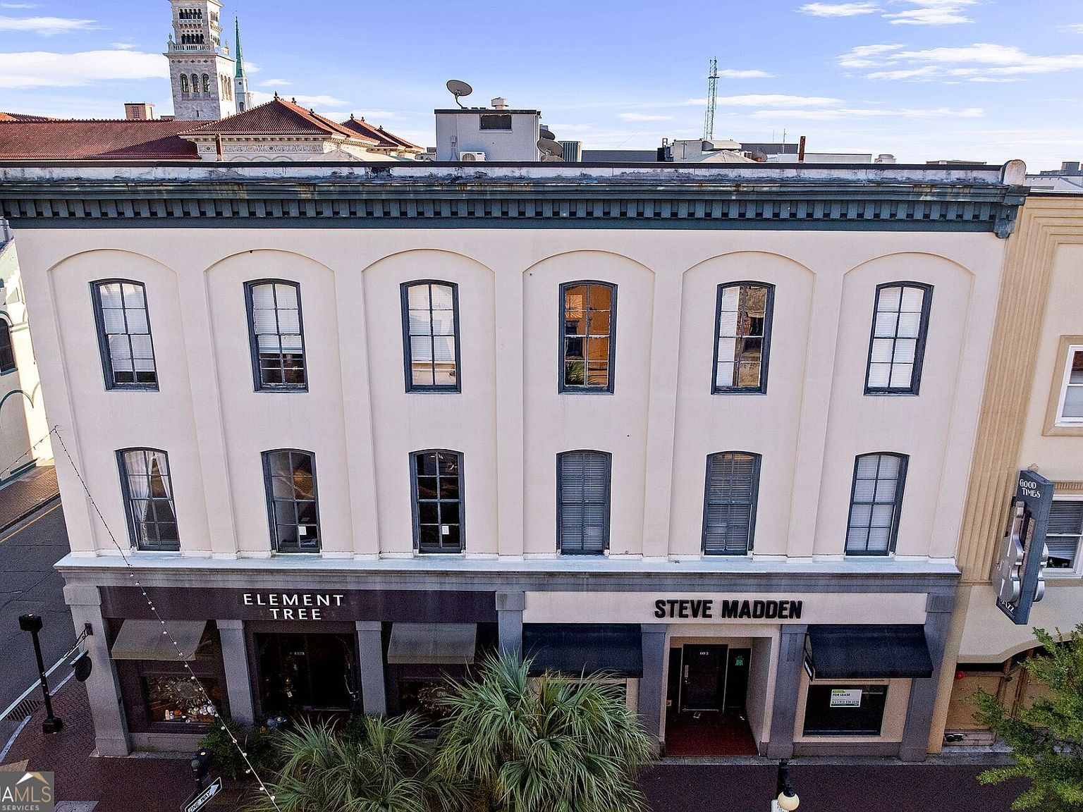 105 Whitaker St APT 302 Savannah, GA 31401 - Thumbnail 3