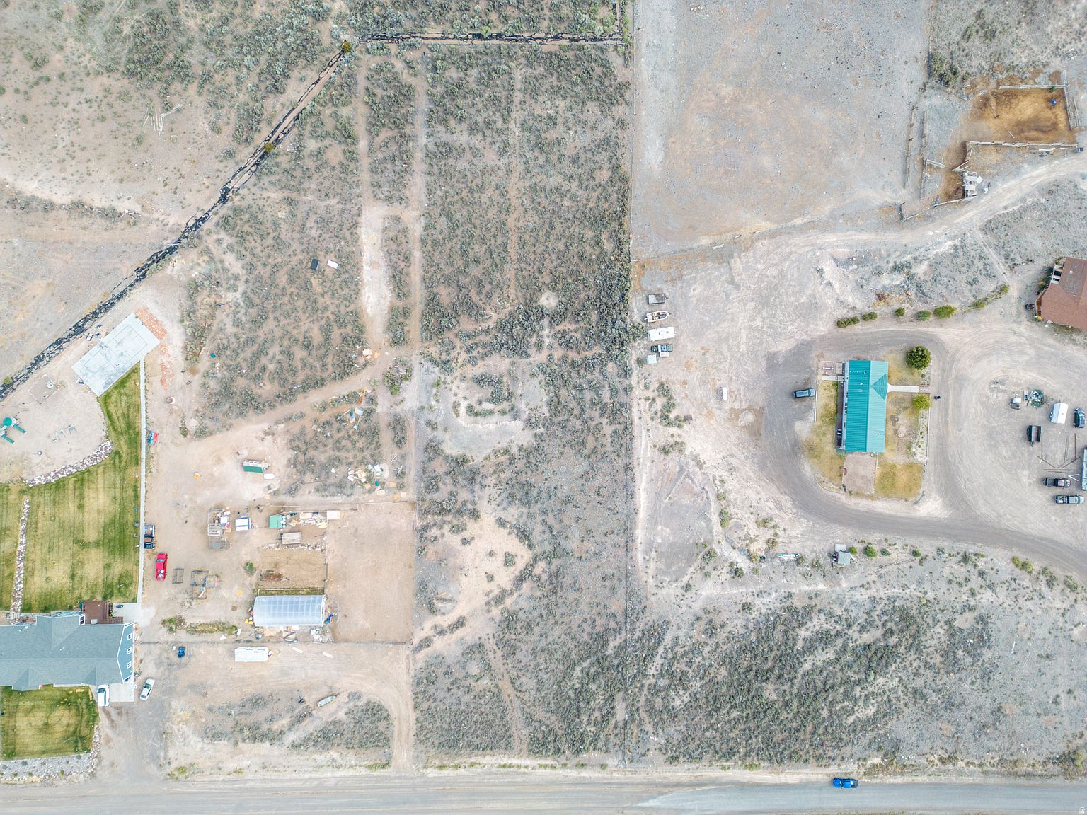 1400 E Highline Rd Loa, UT 84747 - Thumbnail 3