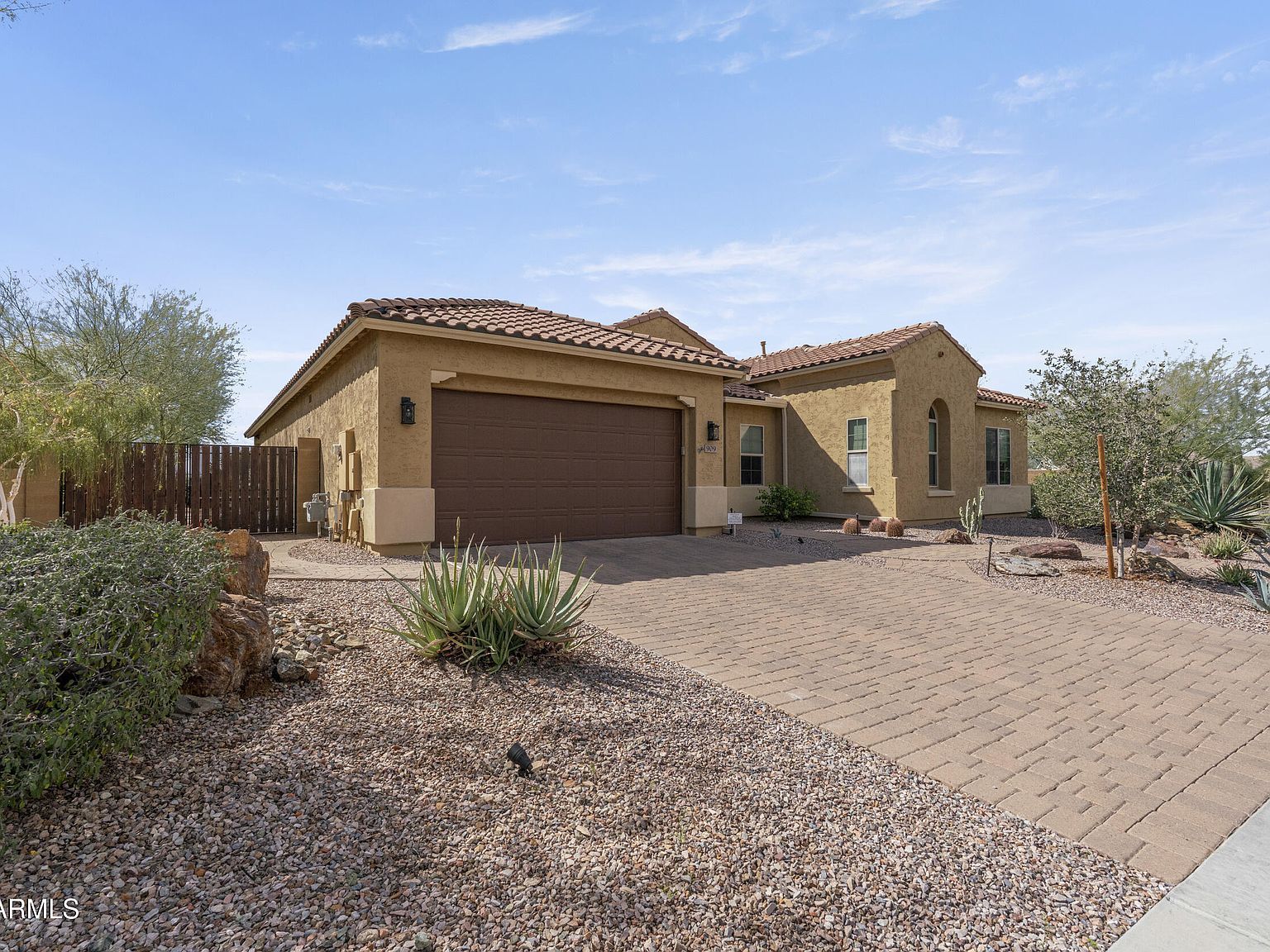 909 W Spur Dr Phoenix, AZ 85085 - Thumbnail 3