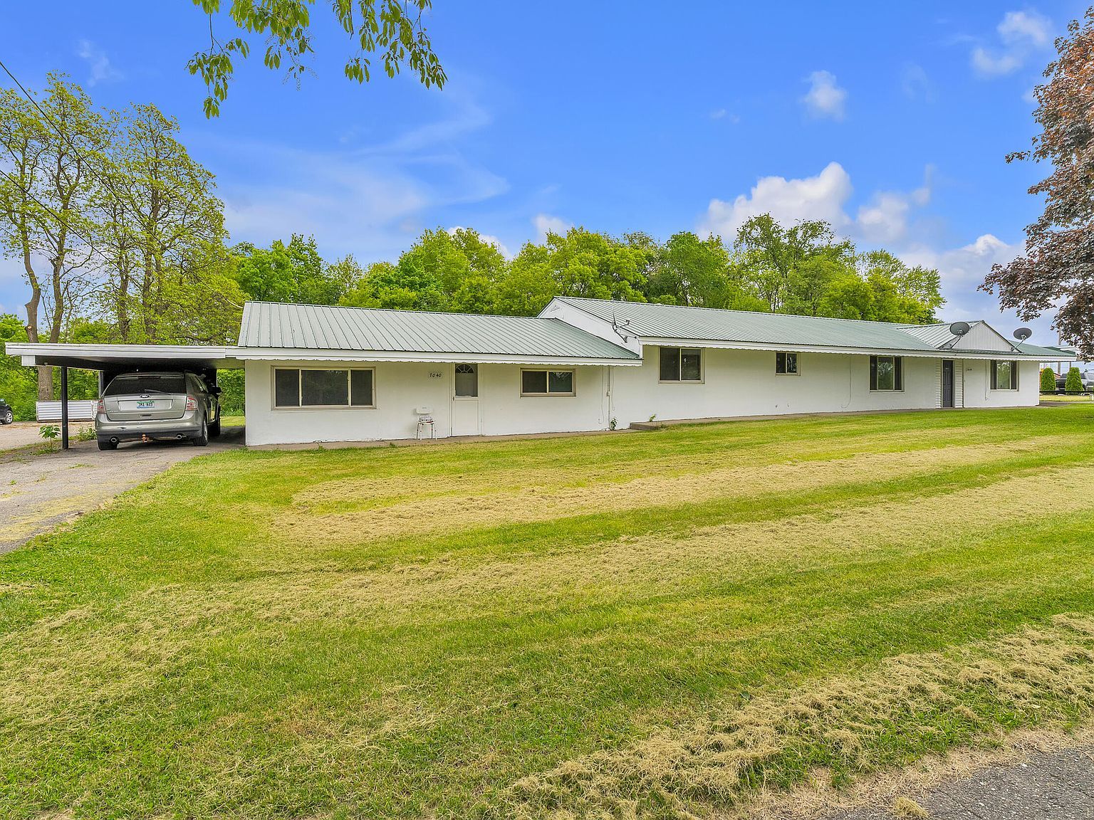 7038 Whitmore Lake Rd Whitmore Lake, MI 48189 - Thumbnail 3