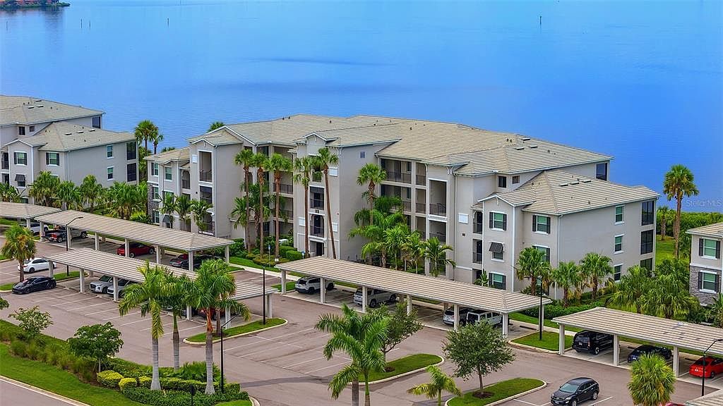 1010 Tidewater Shores Loop #307 Bradenton, FL 34212 - Thumbnail 3