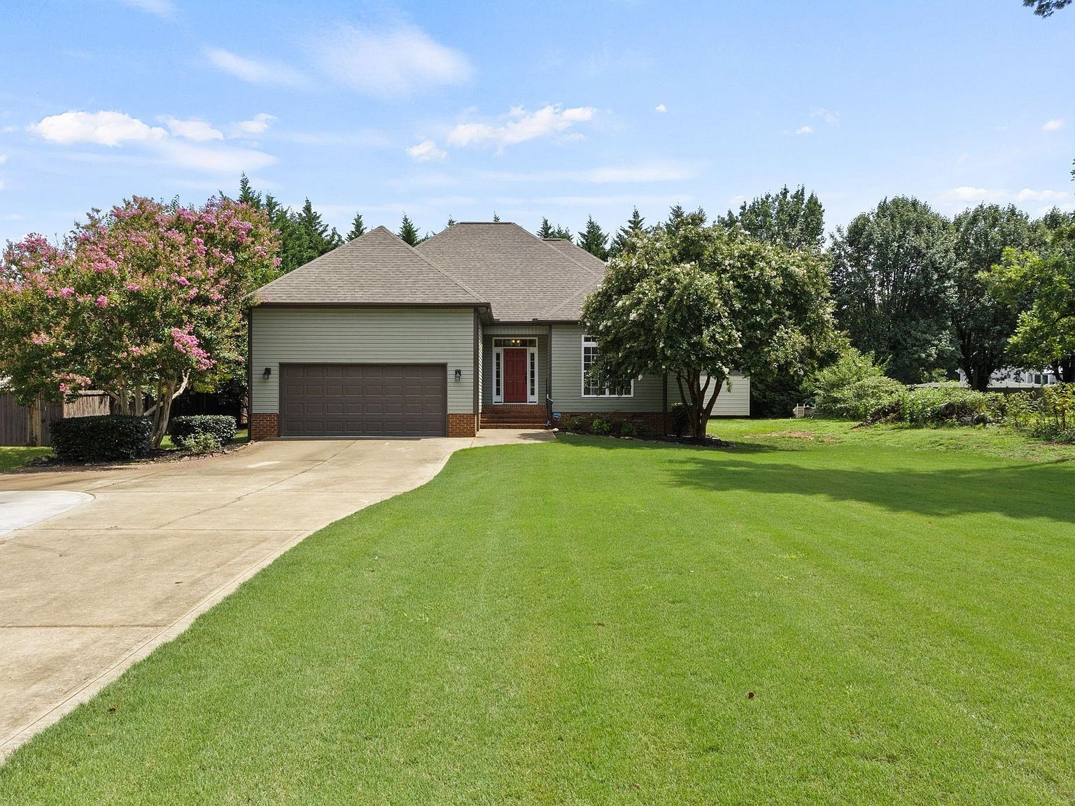 1025 S Buncombe Rd Greer, SC 29651 - Thumbnail 3