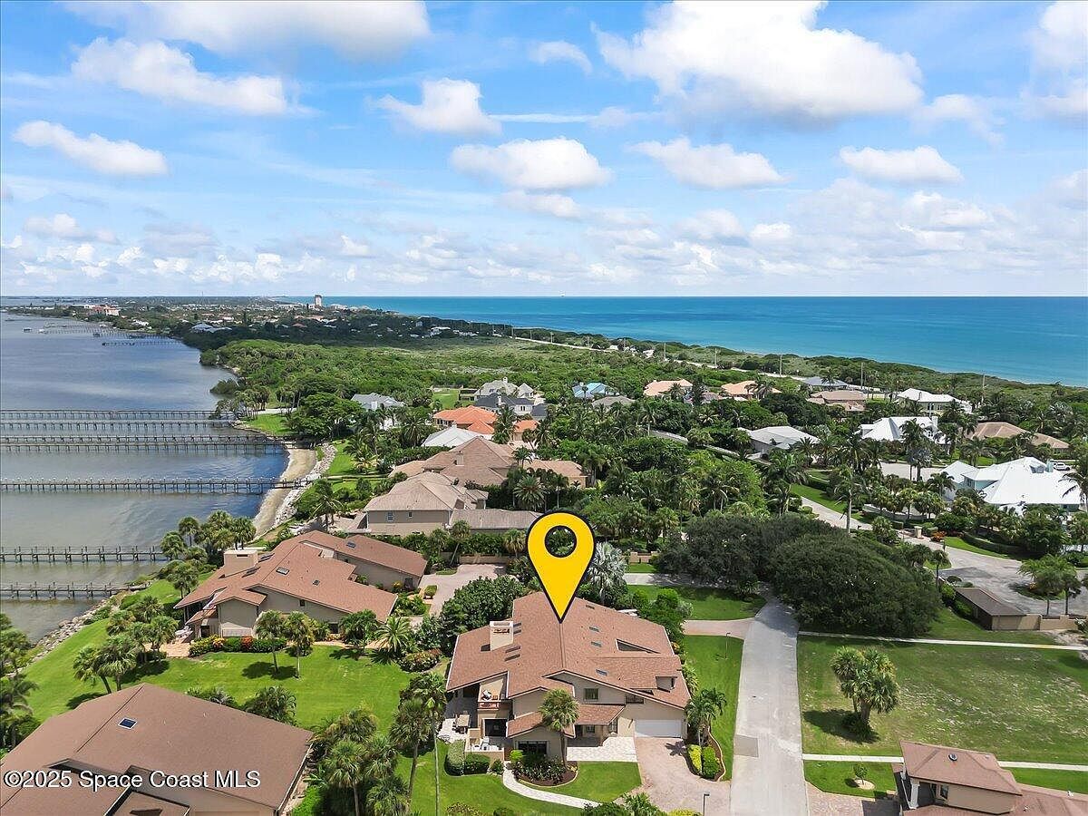 208 The Road To Waterford Bay #C-2 Melbourne Beach, FL 32951 - Thumbnail 3
