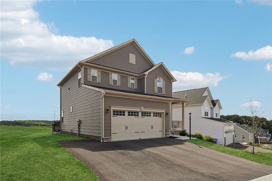 517 Blake Dr Zelienople, PA 16063 - Thumbnail 3