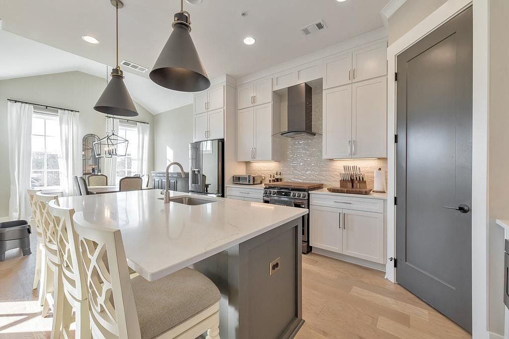 616 Brashy St Woodstock, GA 30188 - Thumbnail 3