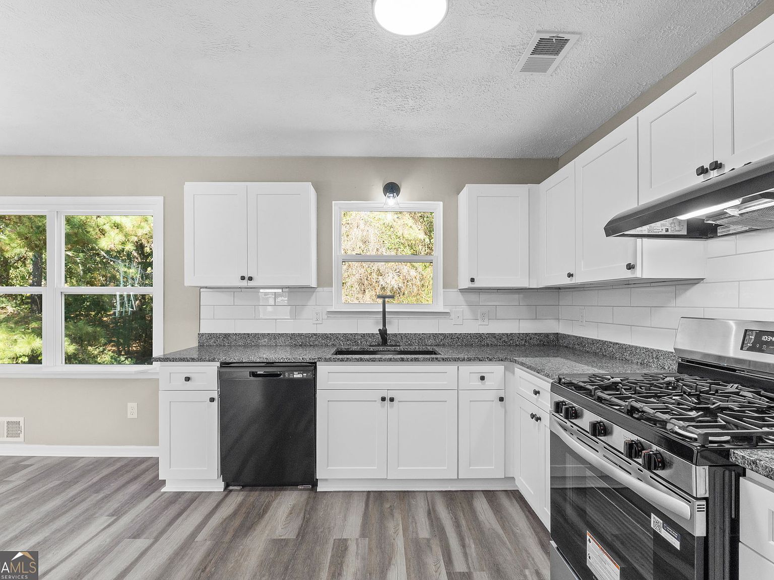 1444 Meadowind Ct SW Conyers, GA 30094 - Thumbnail 3