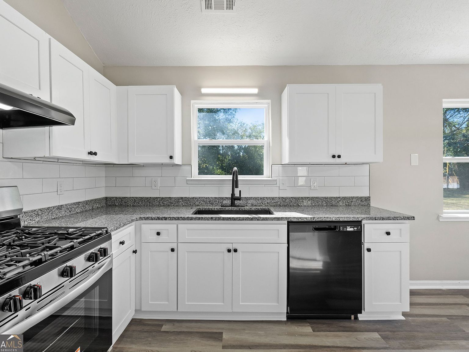 1415 Almand Creek Dr SW Conyers, GA 30094 - Thumbnail 3