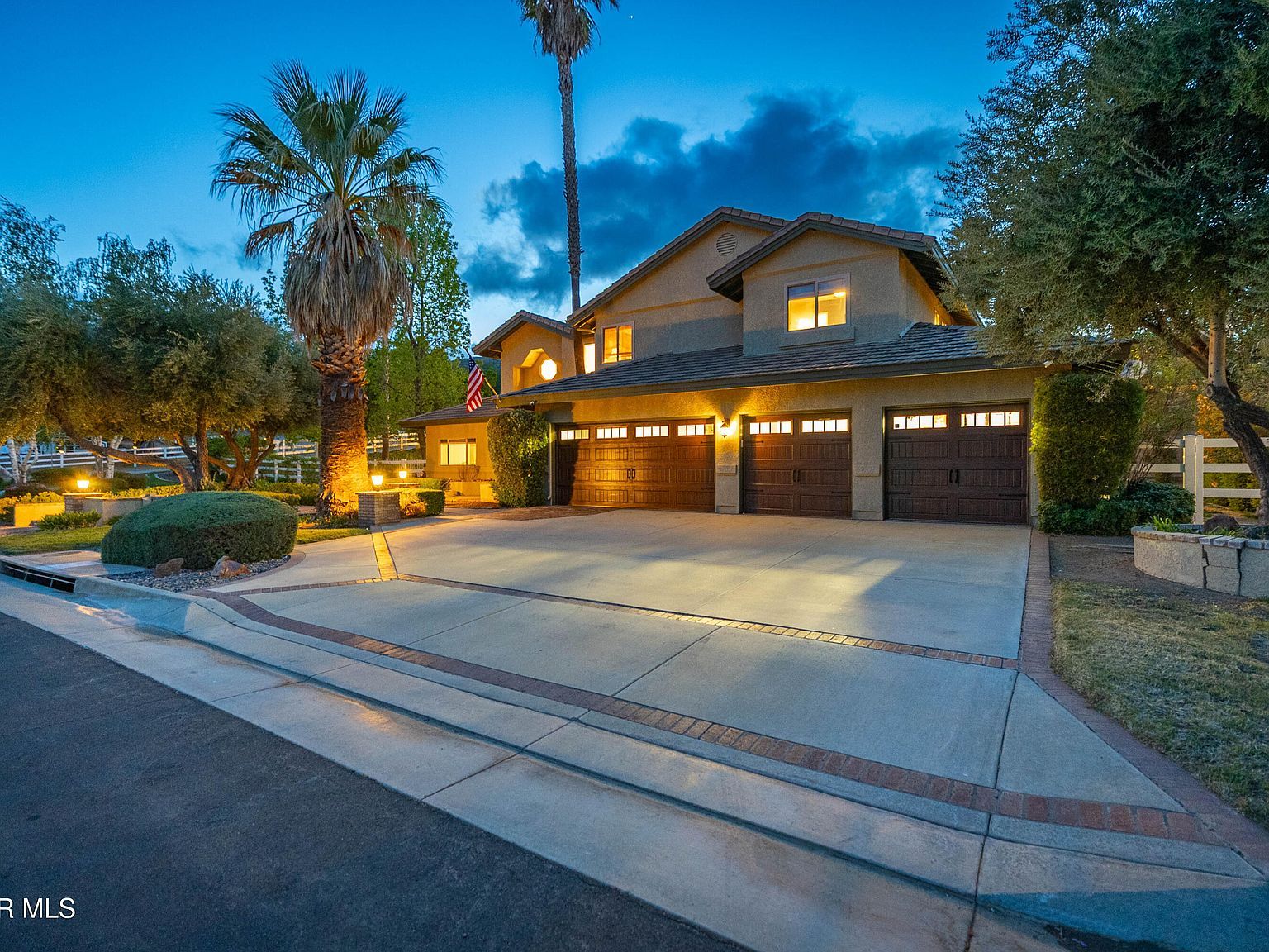 2575 Palomino Dr Acton, CA 93510 - Thumbnail 3