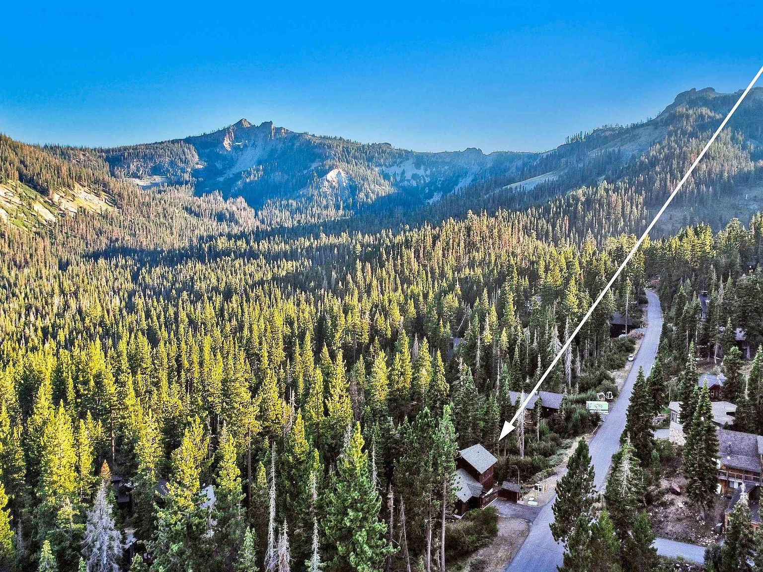 4095 Courchevel Rd Tahoe City, CA 96145 - Thumbnail 3