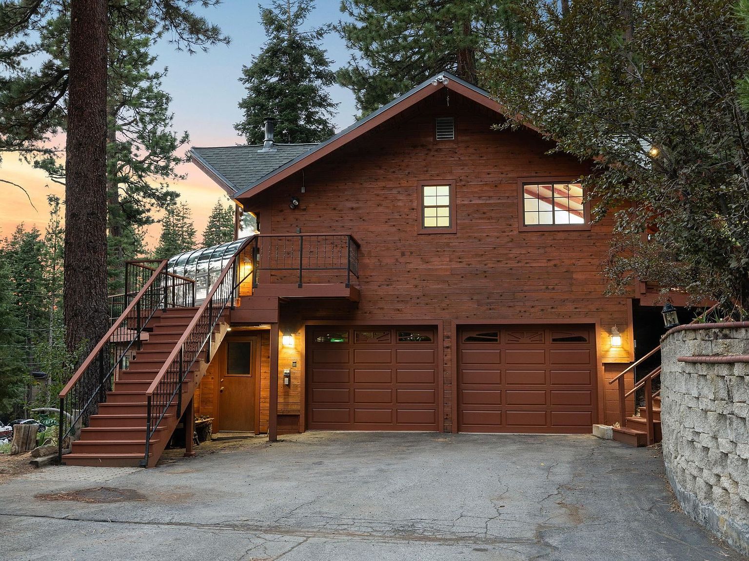 10928 Barnes Dr Truckee, CA 96161 - Thumbnail 3