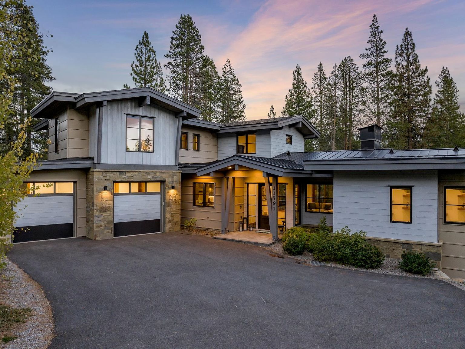 11791 Ghirard Rd Truckee, CA 96161 - Thumbnail 3