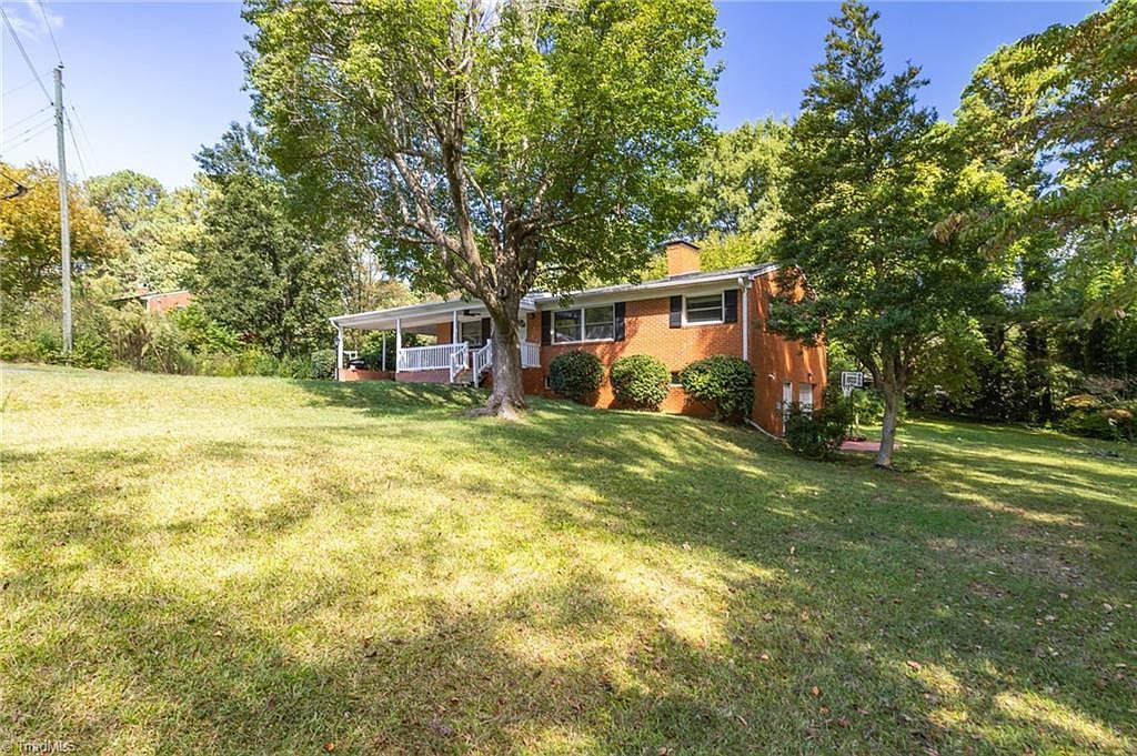 261 Charles Ave Asheboro, NC 27205 - Thumbnail 3