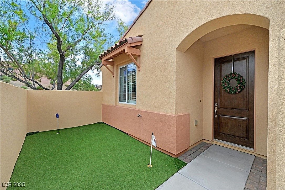 1214 Calcione Dr Henderson, NV 89011 - Thumbnail 3