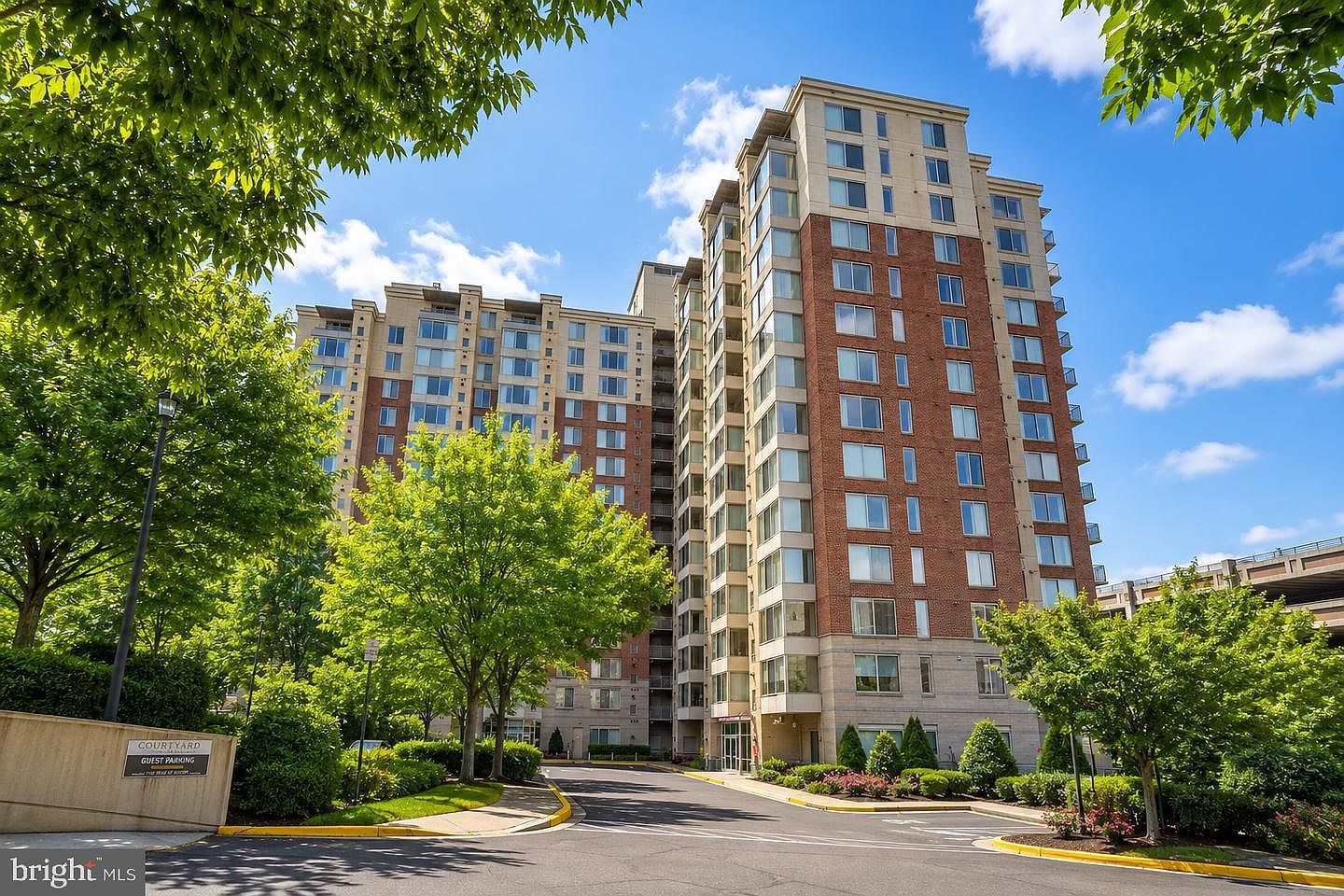 2726 Gallows Rd APT 806 Vienna, VA 22180 - Thumbnail 3