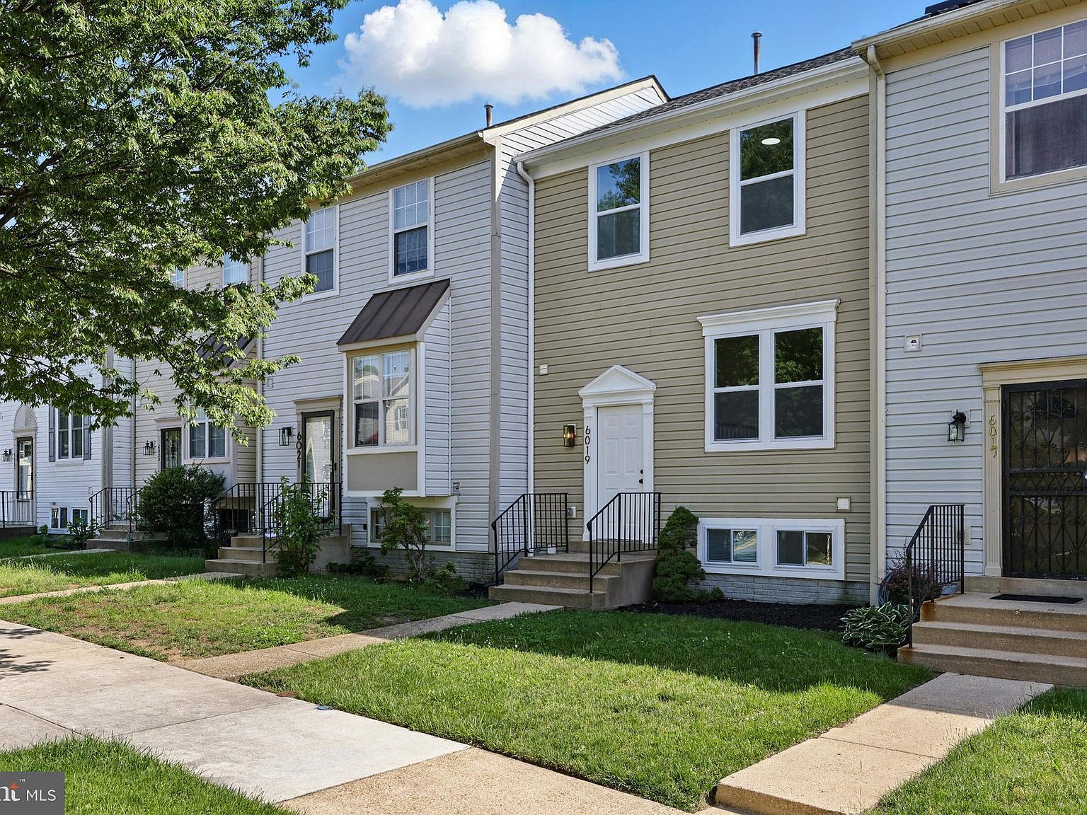 6019 Surrey Square Ln District Heights, MD 20747 - Thumbnail 3