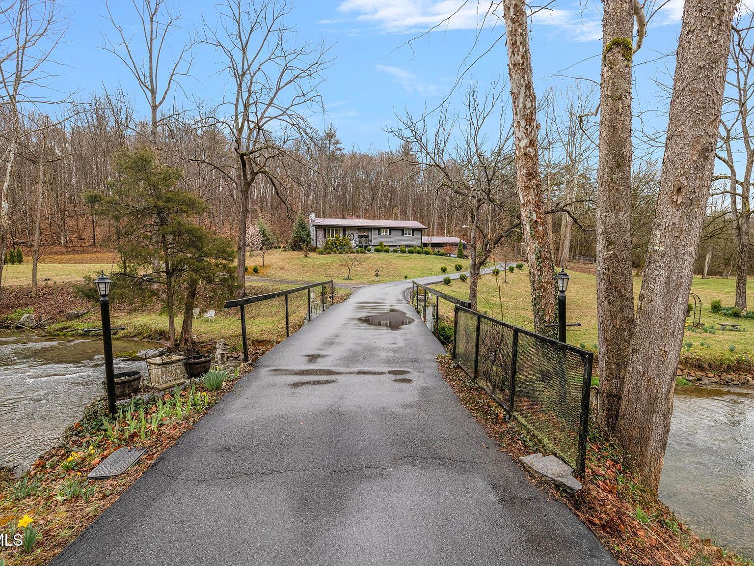 405 Beidleman Creek Rd Bristol, TN 37620 - Thumbnail 3