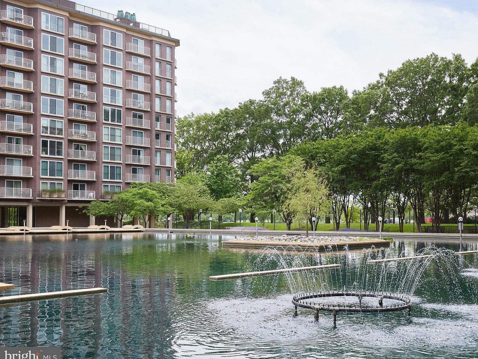 550 N St SW APT S201 Washington, DC 20024 - Thumbnail 3