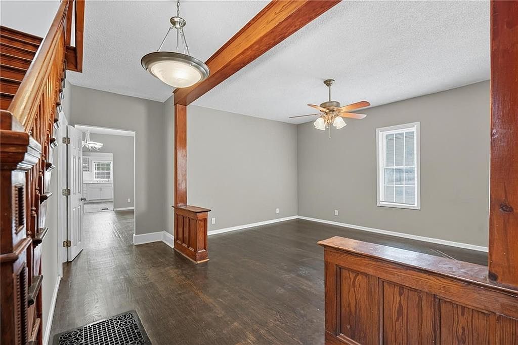 49 S Pyle St Kansas City, KS 66101 - Thumbnail 3