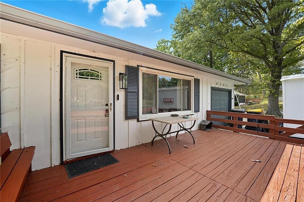 8201 E 110th St Kansas City, MO 64134 - Thumbnail 3