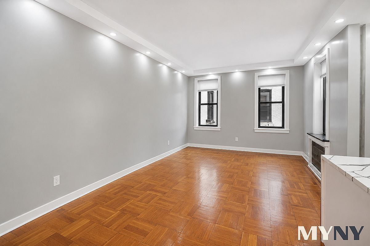 7119 Shore Rd APT 2C Brooklyn, NY 11209 - Thumbnail 3