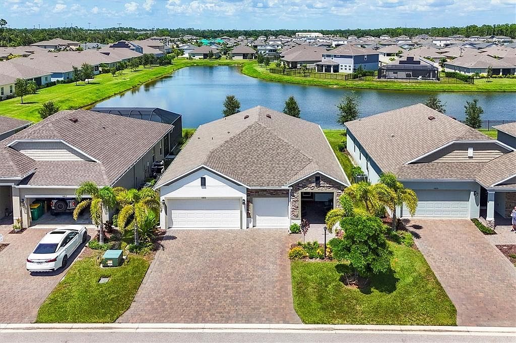 16818 Canopy Garden Dr Port Charlotte, FL 33953 - Thumbnail 3