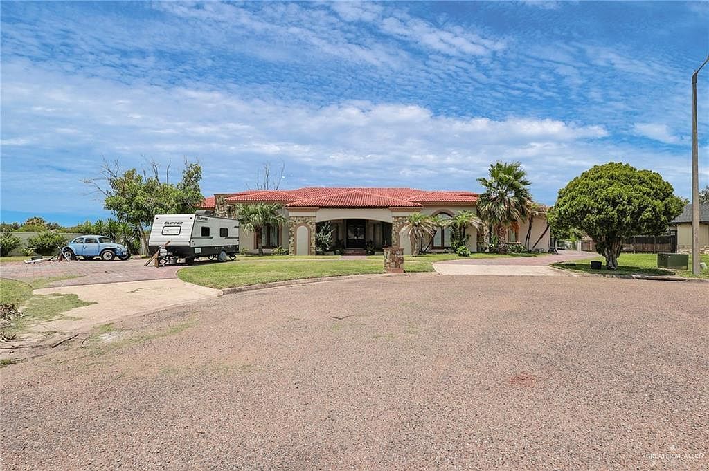 1100 Sunrise Ln Mission, TX 78574 - Thumbnail 3