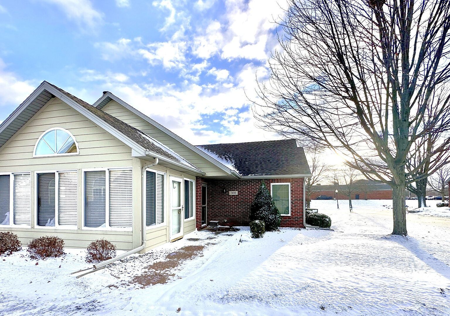 309 Steeplechase Cir #309 Bourbonnais, IL 60914 - Thumbnail 3