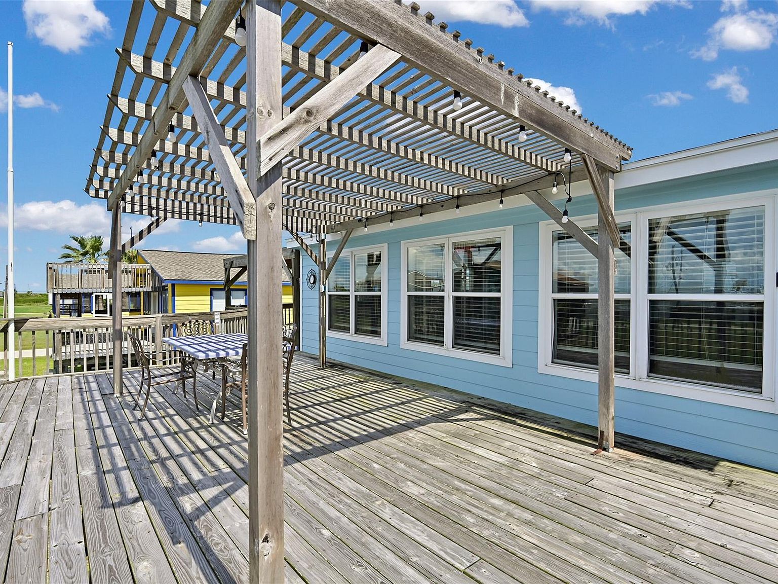 206 Galleon Dr Freeport, TX 77541 - Thumbnail 3