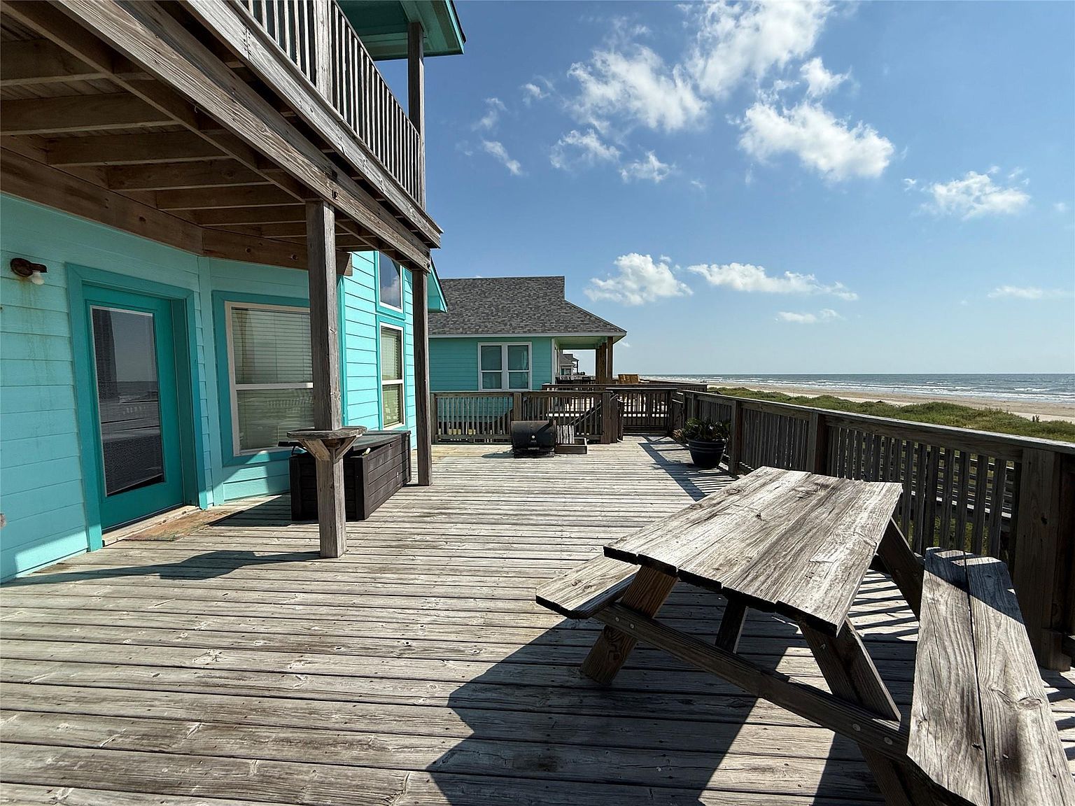 4719 Bluewater Dr Freeport, TX 77541 - Thumbnail 3