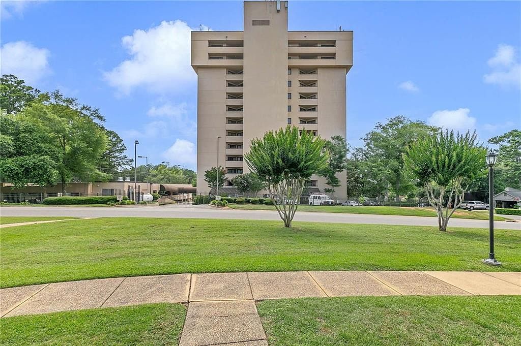 100 Tower Dr APT 704 Daphne, AL 36526 - Thumbnail 3