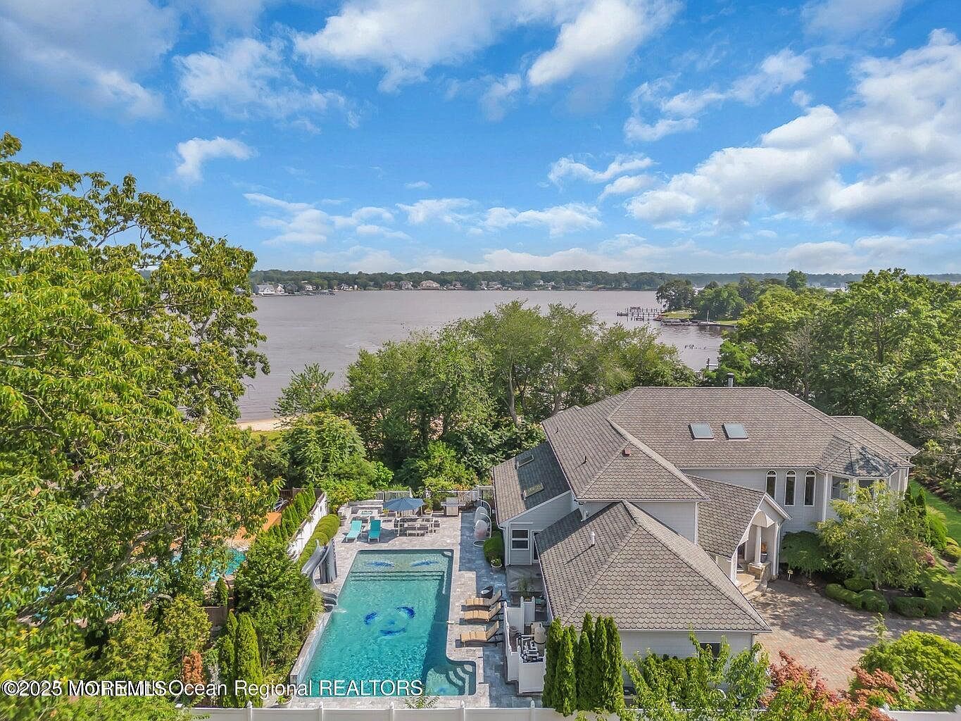 501 Monument Rd Pine Beach, NJ 08741 - Thumbnail 3