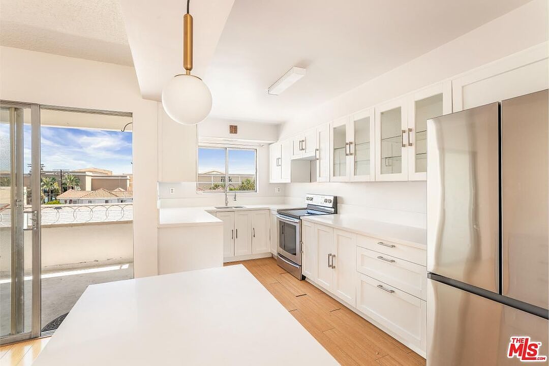 330 N Howard St APT 311 Glendale, CA 91206 - Thumbnail 3