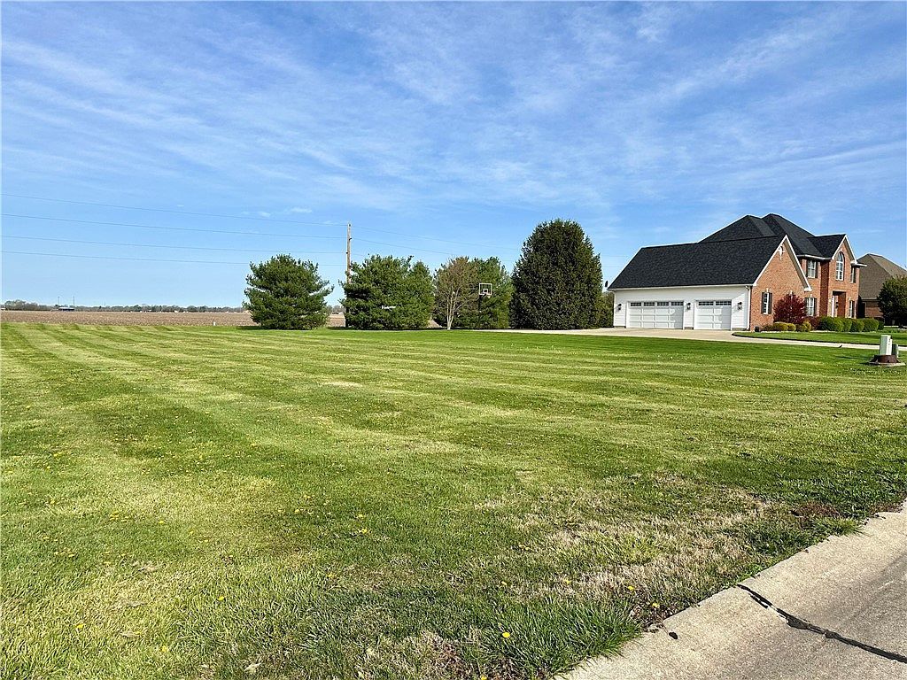 20 Cambridge Mattoon, IL 61938 - Thumbnail 3