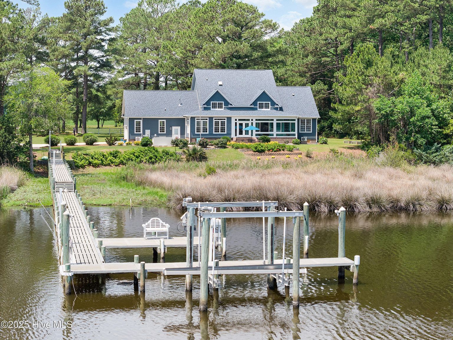 555 Dawson Creek Dr Arapahoe, NC 28510 - Thumbnail 3